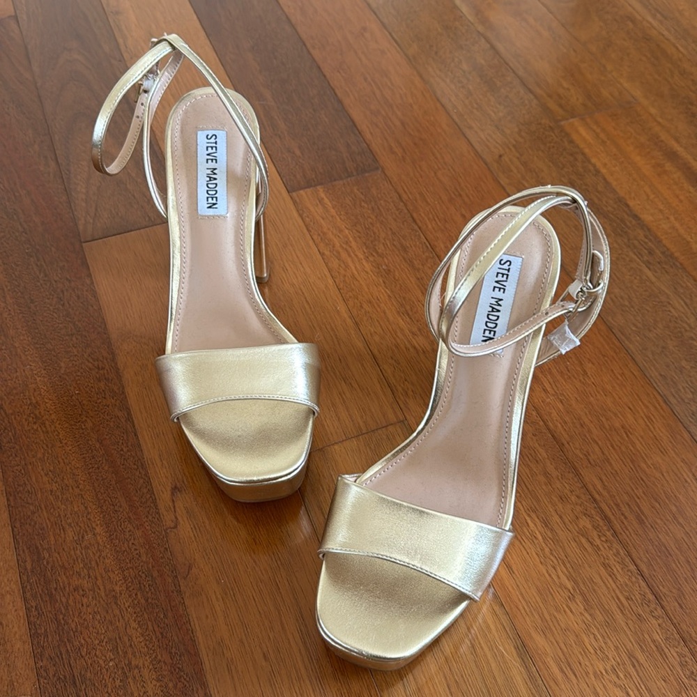 Steve Madden Gold Chunky Heel